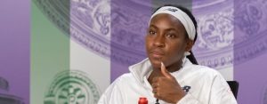 Wimbledon > Coco Gauff, éliminée dès le premier tour : « Dans les vestiaires après le match, j&rsquo;étais mal. Je sais que mon équipe va me dire : &lsquo;tu as bien joué à Roland-Garros, ne sois pas si déçue&rsquo;, mais je n&rsquo;aime vraiment pas perdre »