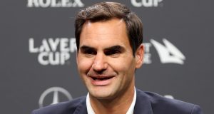 ATP, Insolite > McEnroe répond à Roger Federer : « Et oui, c&rsquo;est vrai… Il a dû apprendre de moi ! »