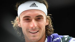 Wimbledon > Le tweet lunaire de Tsitsipas une heure après la victoire d’Alcaraz contre Djokovic