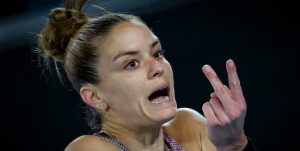 WTA – Bad Homburg > Putinseva sur son altercation avec Sakkari : « Je lui ai serré la main comme la plupart des femmes le font, clairement pas selon le &lsquo;protocole de câlins&rsquo; que certains hommes semblent suivre »