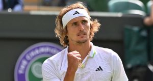 Wimbledon > Zverev : « Il faut accepter que le jeu sur gazon n&rsquo;est pas aussi agréable que sur d&rsquo;autres surfaces. D’un autre côté, je sers aussi à 230 km/h et je peux frapper un revers loin de ligne à 150 km/h. Cela doit être la mentalité pour trouver un moyen de gagner même sans un beau tennis »