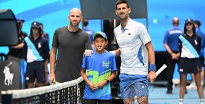 ATP, Open d&rsquo;Australie > Mannarino, à propos de Djokovic : « Je crois que c&rsquo;est possible, je n’ai pas l&rsquo;impression de le voir plus marqué que ça. Il y a uniquement deux ou trois joueurs maximum qui peuvent le battre sur le circuit quand il a envie »