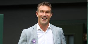 WTA > Pat Cash sur le niveau de la 8e joueuse mondiale : « Raducanu est sans aucun doute meilleure qu&rsquo;elle »