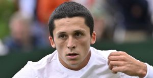 France, ATP – Madrid > Harold Mayot (160e), qualifié pour 2e tour : « Moi, j&rsquo;ai été numéro 1 mondial juniors et je n&rsquo;ai pas réussi à percer comme le font les autres. Est-ce que ça fait de moi un mauvais mec ? Un branleur, comme je le lis parfois ? »