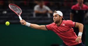 US Open > Radu Albot avant d&rsquo;affronter Djokovic : « Je suis conscient que Novak est un adversaire plus coriace que Federer , que j&rsquo;ai affronté deux fois. J&rsquo;attends ce match avec impatience. Si je joue un grand tennis, je repartirai satisfait »