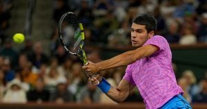 ATP – Pékin > Rick Macci, après le sacre de Carlos Alcaraz : « C&rsquo;est un magicien. Il a le feeling de Roger Federer, la persévérance de Rafael Nadal et l&rsquo;élasticité de Novak Djokovic »