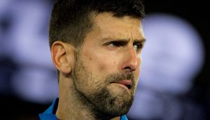 Open d&rsquo;Australie > Novak Djokovic, après sa victoire en quatre sets au 1er tour contre le 107e joueur mondial : « Pour être tout à fait honnête, jusqu&rsquo;à il y a trois ou quatre jours, je ne l&rsquo;avais jamais vu jouer. Je ne savais pas grand chose de lui »