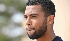 ATP – Barcelone > Grosjean (co-entraîneur d&rsquo;Arthur Fils) : « Partout où il joue, il découvre : il n&rsquo;était jamais allé de sa vie en Australie, même chez les juniors, il n&rsquo;avait jamais joué Indian Wells, Miami, Estoril, Monte-Carlo. Il faut gérer ça, les attentes aussi »