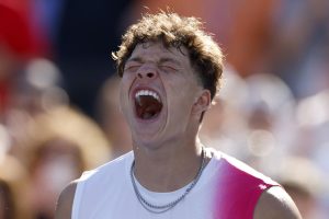 Ben Shelton remporte son premier titre sur terre battue