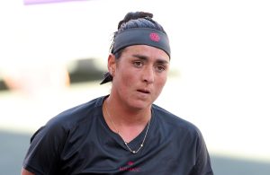 Ons Jabeur enchaine une énième défaite, Rybakina se qualifie.