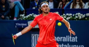 Tennis – ATP – Barcelone : Tsitsipas a eu très chaud mais s’en sort face à Diaz Acosta
