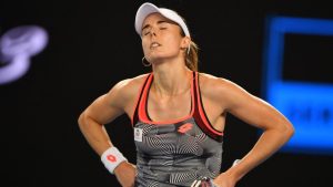 VIDEO. Alizé Cornet prend sa retraite : « Il était à l’envers ! » Quand la Française était sanctionnée pour avoir enlevé son t-shirt