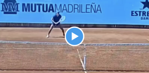 Vidéos, WTA – Madrid > Iga Swiatek rate l&rsquo;immanquable à l&rsquo;entraînement, même elle n&rsquo;en revient pas…