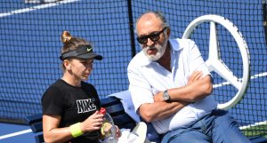 WTA > Ion Tiriac : « Il faut être prudent avec Simona Halep parce qu&rsquo;il y a beaucoup de gens qui racontent n&rsquo;importe quoi. Après deux ans d&rsquo;absence, il faut encore deux ans pour revenir »