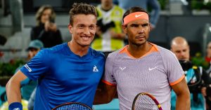 ATP, Insolite > Jiri Lehecka, demi-finaliste, rejoint son coach Berdych dans l&rsquo;histoire du tennis tchèque : « Tomas parle beaucoup sauf quand on évoque ses performances face à Nadal, Djokovic et Federer »