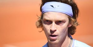 ATP – Madrid > Rublev, après sa victoire contre Alcaraz : « Pendant six semaines, je n&rsquo;ai rien gagné. Il vaut mieux ne pas y penser du tout. Ce n&rsquo;est pas mauvais, ce n&rsquo;est pas bon. Cela arrive à tout le monde, tous les joueurs sont passés par ces moments »