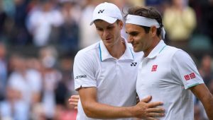 ATP > Philippe Dhaes, ex-coach de Mertens : « Federer, pour la grande majorité de sa carrière, a été vraiment épargné par les blessures tout comme Djokovic, mais la réalité est que l’infirmerie est toujours remplie, les cabinets mis à disposition des joueurs pendant les compétitions, ils sont pleins du matin au soir »