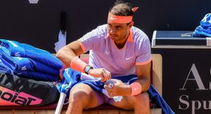 ATP, Roland Garros > Arthur Cazaux (interrogé aux côtés de Nadal) : « Je suis un grand fan de Rafa. Je ne vais pas faire le fan boy là comme ça devant lui, je suis un peu gêné. »