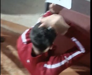 ATP – Rome > Touché au crâne, Djokovic fini au sol, choqué.