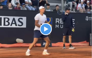 ATP – Rome, Vidéos > Nadal tombe à pic dans la capitale italienne