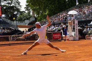 Alexandre Müller sorti par Pavel Kotov au deuxième tour à Lyon