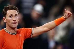 Double finaliste, Casper Ruud passe le 1er tour sans encombre