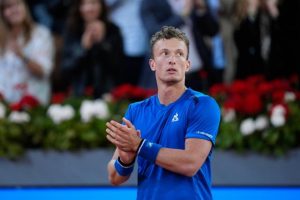 Jiri Lehecka, vainqueur de Rafael Nadal à Madrid : « J&rsquo;essayais d&rsquo;imaginer qu&rsquo;ils m&rsquo;encourageaient »