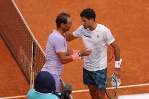 Medvedev, Swiatek et Kyrgios défendent le manque de protocole de Cachin à Madrid