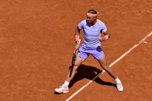 Nadal lâche un set et se qualifie dans la douleur pour le 2e tour du Masters 1000 de Rome