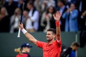 Novak Djokovic rejoint les demi-finales