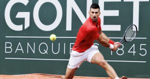 Novak Djokovic réussit son entrée en lice – rts.ch