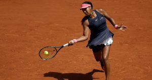 Osaka se qualifie laborieusement pour le 2e tour – rts.ch