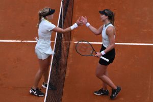 Paula Badosa bat Mirra Andreeva à plate couture