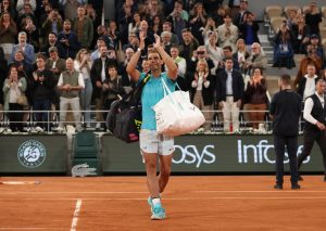 Rafael Nadal quitte Roland Garros sous les ovations du public