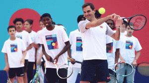 Roger Federer inaugure un court de tennis en France et parle de sa retraite: « Je me lève beaucoup plus tôt qu&rsquo;avant »
