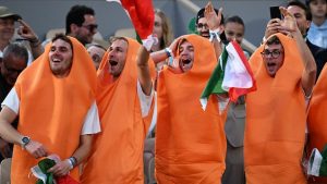 Roland-Garros : « Ils sont plus connus que moi ! » Mais qui sont les Carota Boys, ces supporters qui affolent le monde du tennis ?