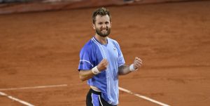 Roland Garros > Moutet, après sa qualification en huitièmes de finale : « J&rsquo;ai regardé Nadal gagner 25 fois ici donc ça a toujours été un de mes rêves d&rsquo;aller loin dans ce tournoi »