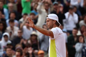 Roland-Garros : Muller stoppé au 2e tour par Arnaldi