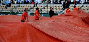 Roland Garros > Tous les matchs sur les courts extérieurs annulés, les billets remboursés à 100% !