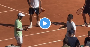 Roland Garros, Vidéos > La très belle accolade entre Nadal et Djokovic à l&rsquo;entraînement sous les vivats du public