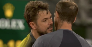 Roland Garros > Wawrinka, après sa victoire contre Murray : « C&rsquo;est trop privé pour vous raconter ce qu&rsquo;on s&rsquo;est dit au filet, mais mon premier mot a été : respect. Le respect d&rsquo;un immense champion et d&rsquo;un adversaire incroyable »