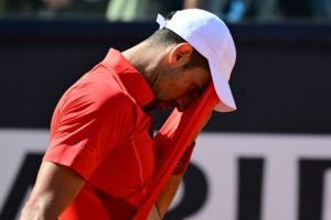 Tennis: Djokovic prend la porte dès le 3e tour à Rome