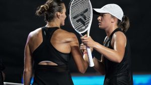 Tennis : Swiatek retrouve Sabalenka, finale au sommet