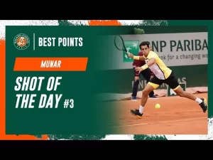 Vidéo: Best point from day 3 of Roland-Garros 2024, by Jaume Munar