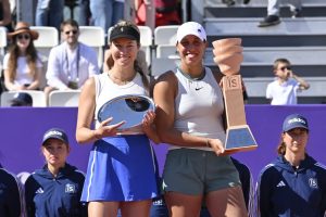 WTA – Strasbourg > Collins garde son joli sourire malgré sa défaite en finale face à Keys : « Si je dois perdre contre quelqu&rsquo;un, je suis heureuse que ce soit contre toi »