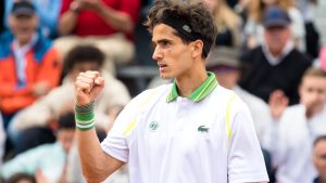 comment Pierre-Hugues Herbert, avant Roland-Garros, a accompagné son fils dans un combat contre une maladie rare