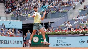 le double tenant du titre Alcaraz sorti par Rublev en quart de finale
