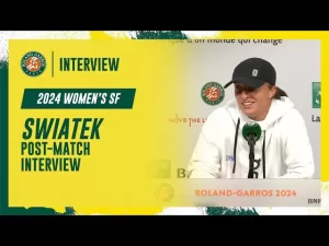 Vidéo: Regardez la conférence de presse d&rsquo;après-match de Swiatek après sa victoire en demi-finale à Roland-Garros 2024