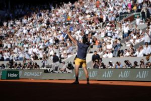Alcaraz en finale après un bras de fer brinquebalant contre Sinner