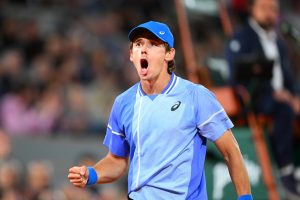 Alex de Minaur remporte le tournoi de &lsquo;s-Hertogenbosch